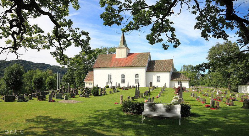 Hof kirke, Vestfold