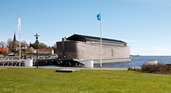 Noahs ark, Larvik Havn